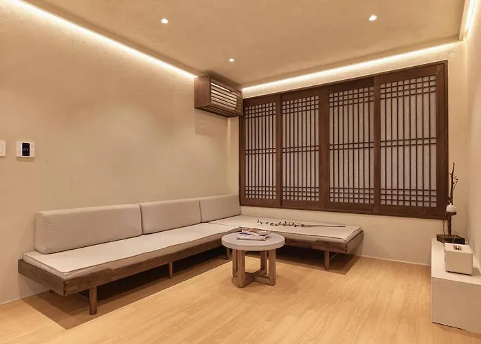Traditional Meets Modern In Our Unique Hanok Apartment *
