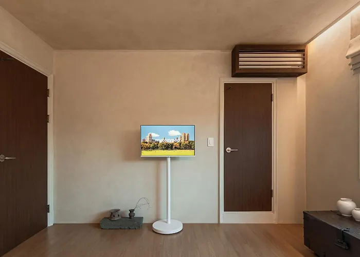 Traditional Meets Modern In Our Unique Hanok Seoul
